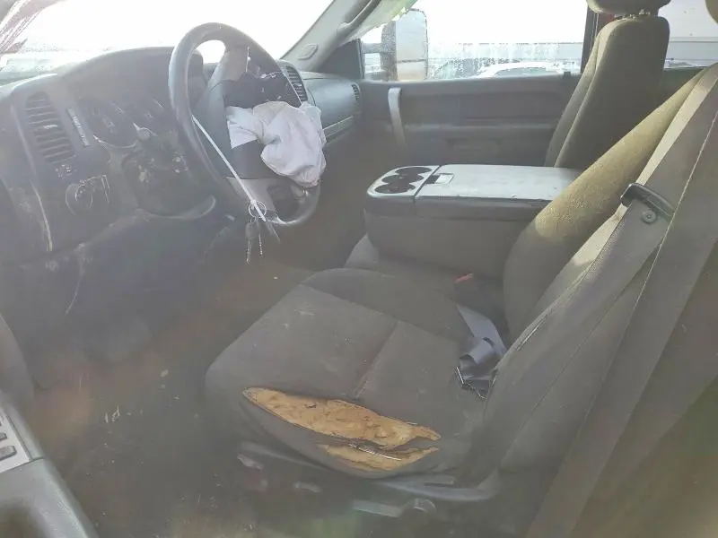 2011 CHEVROLET SILVERADO K1500 LT  