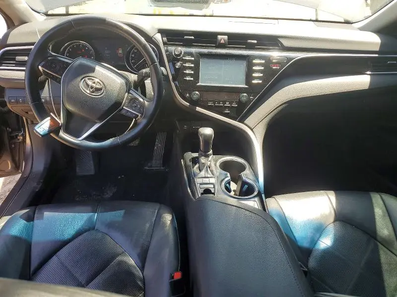 2018 TOYOTA CAMRY XLE  