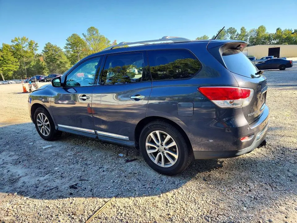 2014 NISSAN PATHFINDER SL  
