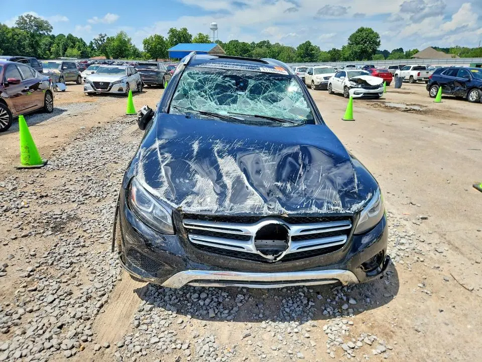 2018 MERCEDES-BENZ GLC 300  