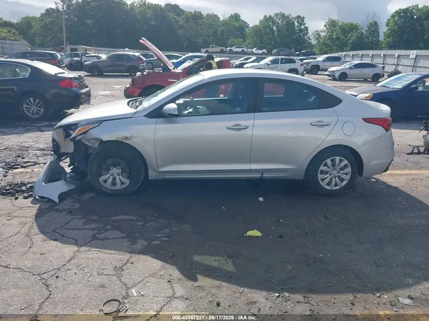 2019 HYUNDAI ACCENT SE