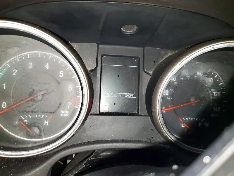 2011 JEEP GRAND CHEROKEE LAREDO  