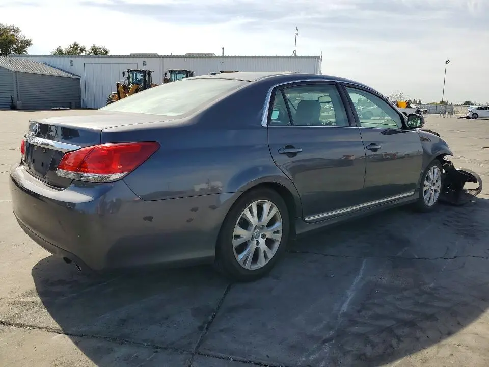 2011 TOYOTA AVALON BASE  