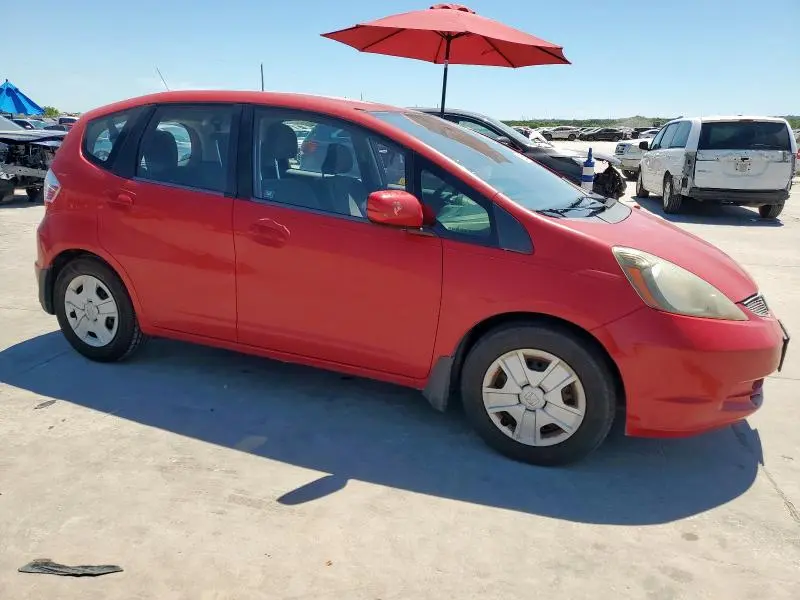 2013 HONDA FIT   