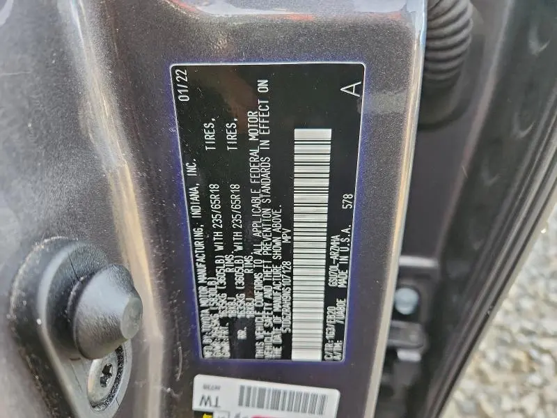 2022 TOYOTA HIGHLANDER XLE  