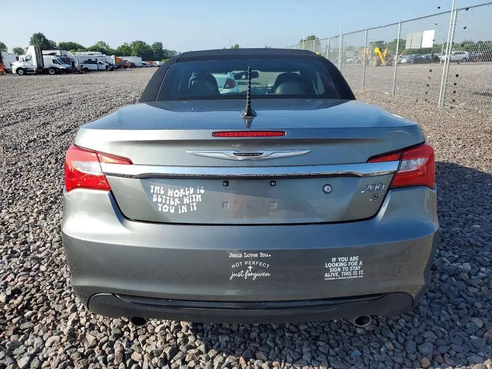 2012 CHRYSLER 200 S  