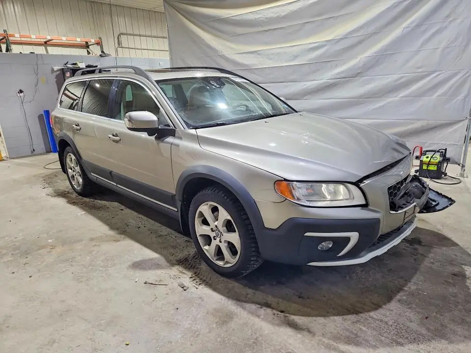2015 VOLVO XC70 T6 PREMIER+  