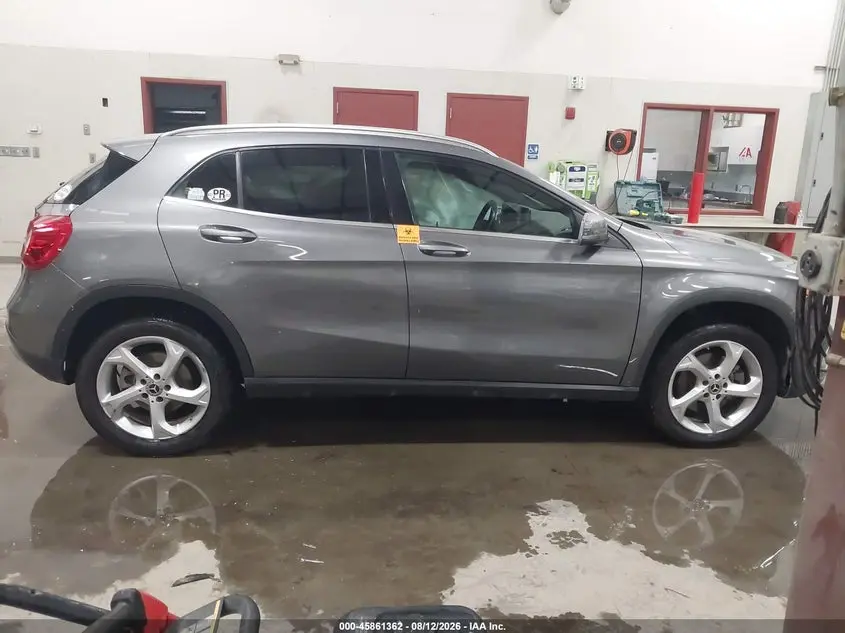 2018 MERCEDES-BENZ GLA 250 4MATIC