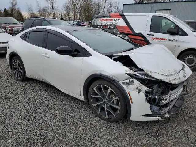 2024 TOYOTA PRIUS PRIME SE  