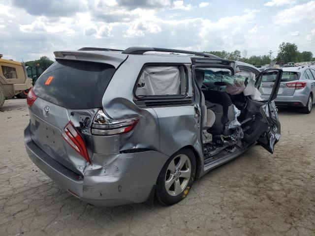 2017 TOYOTA SIENNA LE