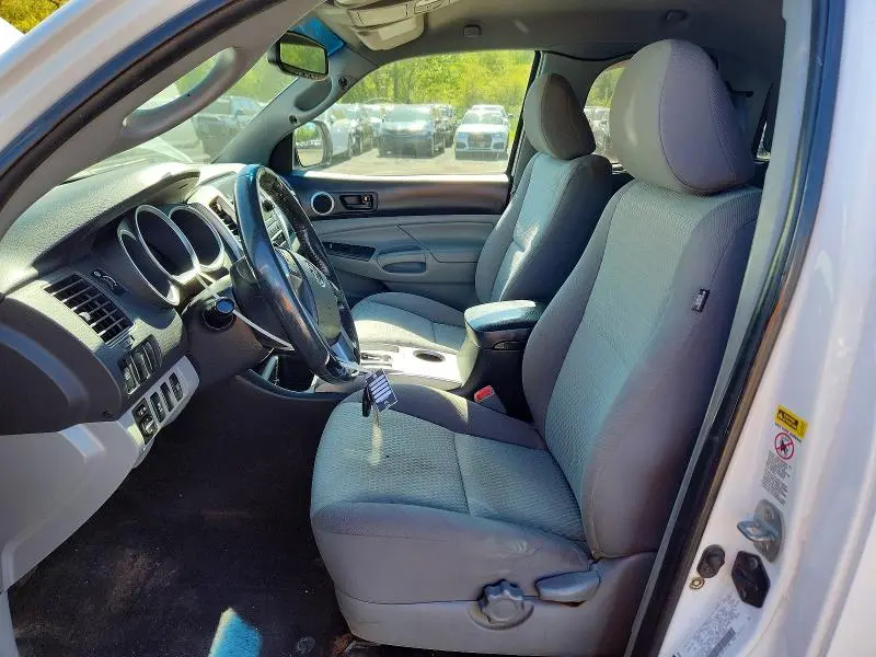 2012 TOYOTA TACOMA V6  