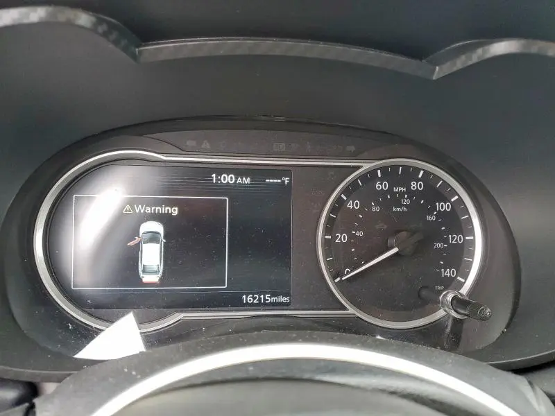 2025 NISSAN VERSA SR  