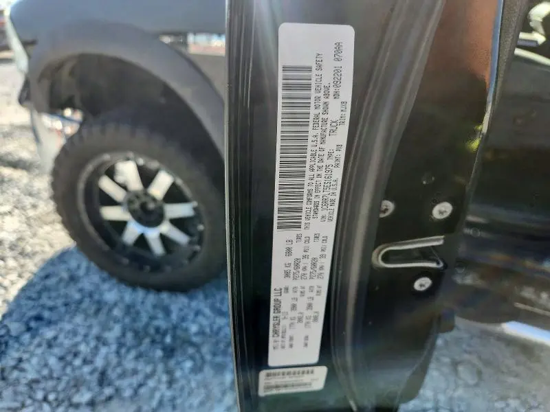 2014 RAM 1500 SLT  