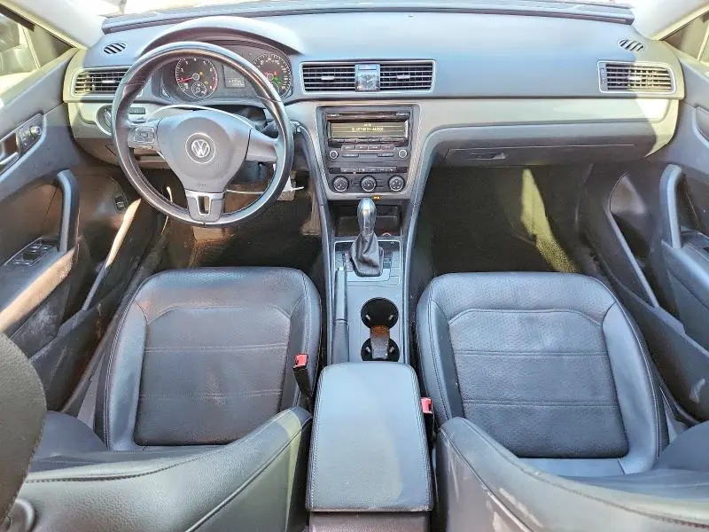 2014 VOLKSWAGEN PASSAT S  