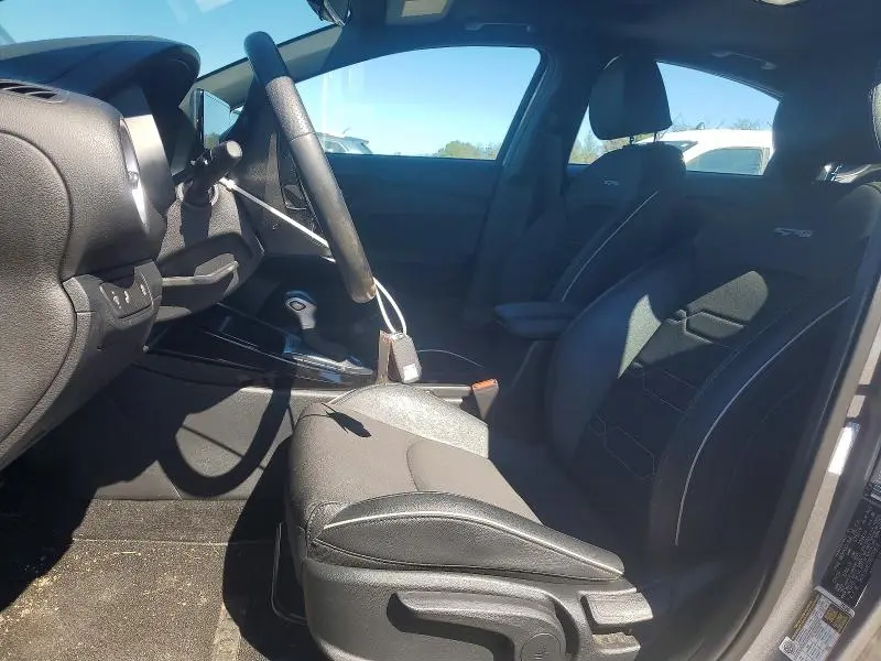2024 KIA FORTE GT LINE  