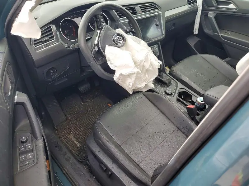 2020 VOLKSWAGEN TIGUAN SE  