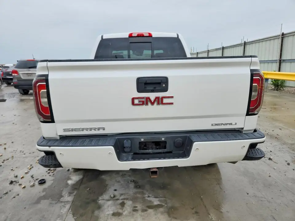 2018 GMC SIERRA K1500 DENALI  