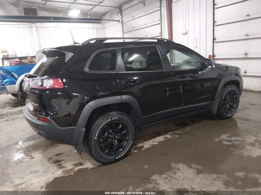2019 JEEP CHEROKEE TRAILHAWK 4X4