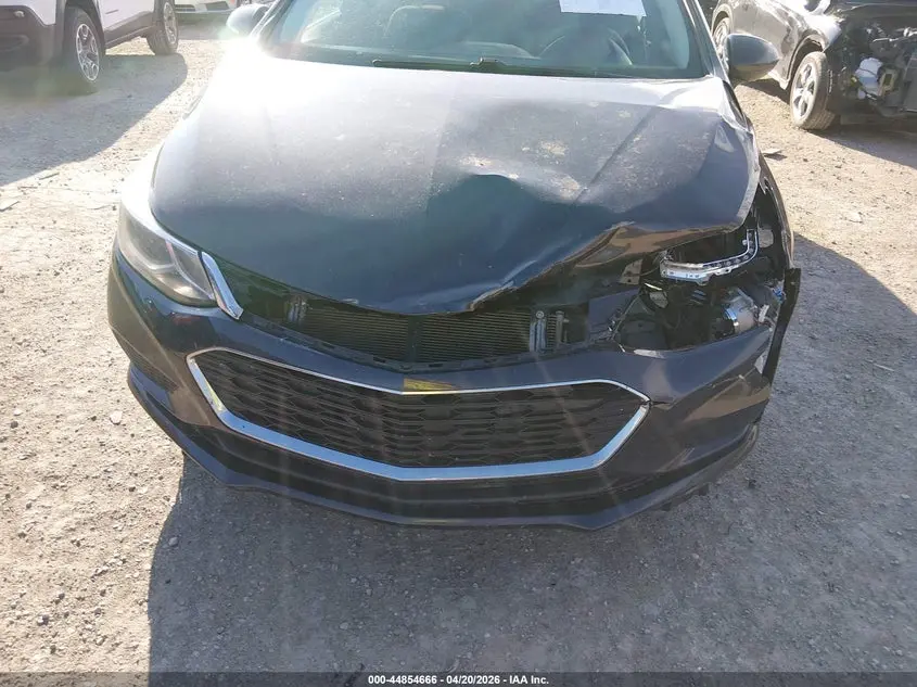 2017 CHEVROLET CRUZE LT AUTO