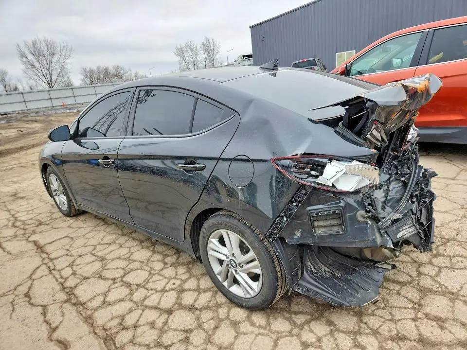 2020 HYUNDAI ELANTRA SEL  