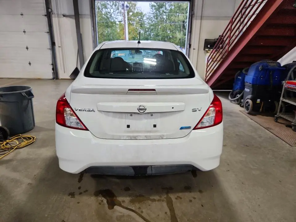 2016 NISSAN VERSA 1.6 SV  