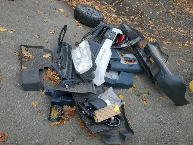 2022 FORD MAVERICK XL  