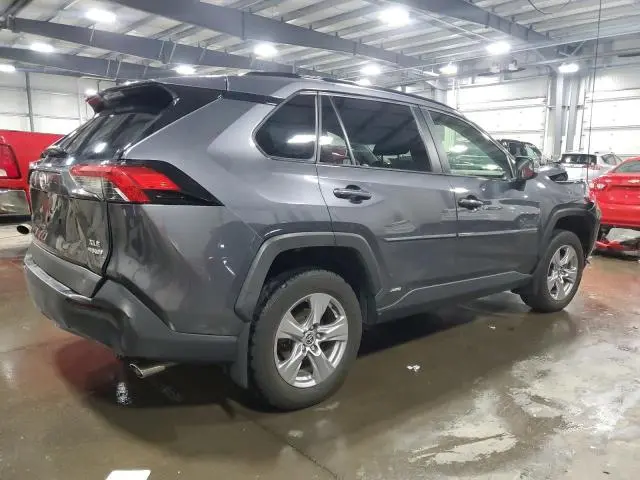 2022 TOYOTA RAV4 XLE  