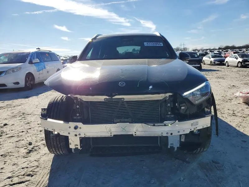 2024 MERCEDES-BENZ GLC 300  