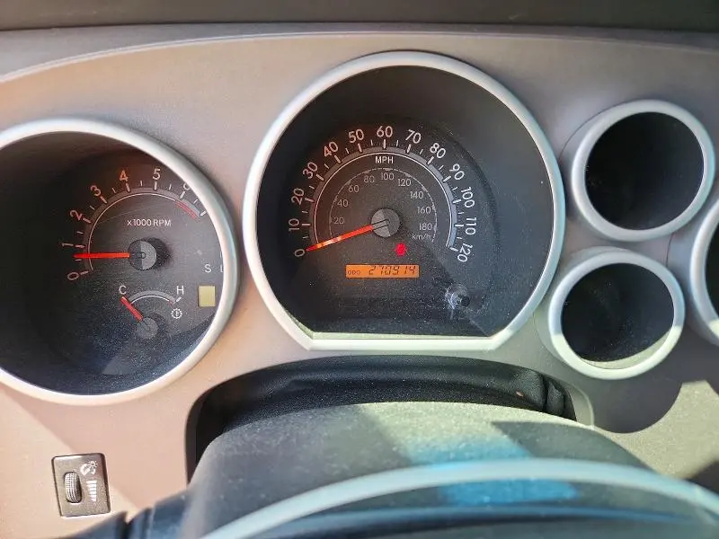 2011 TOYOTA SEQUOIA SR5  