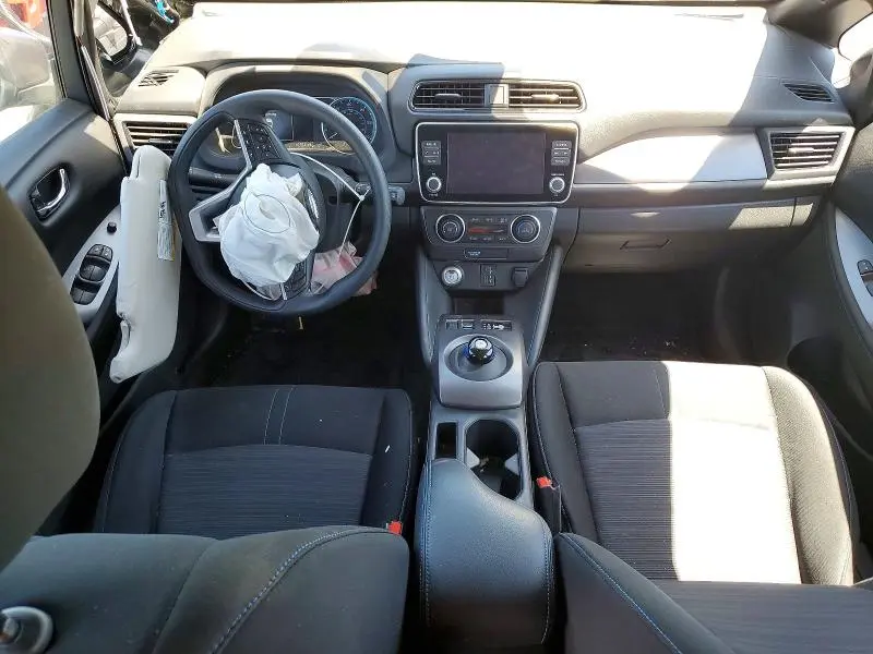 2025 NISSAN LEAF S  
