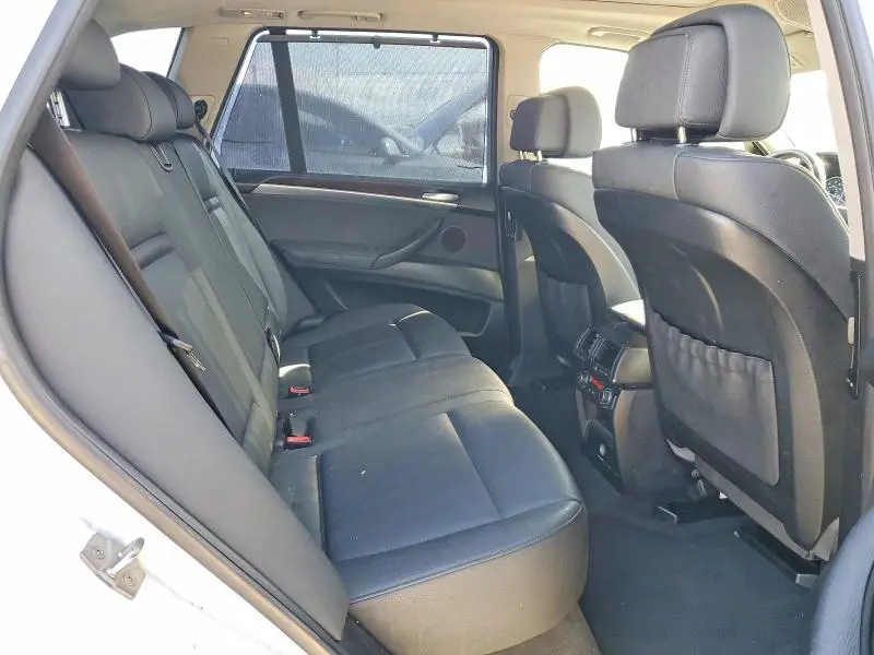2010 BMW X5 XDRIVE30I  