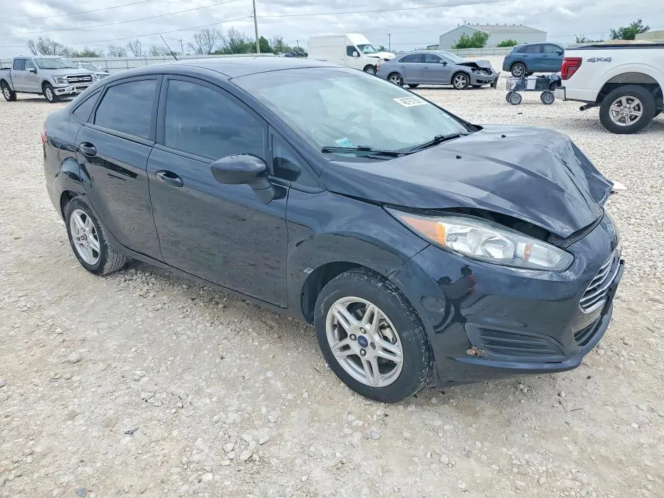 2018 FORD FIESTA SE  