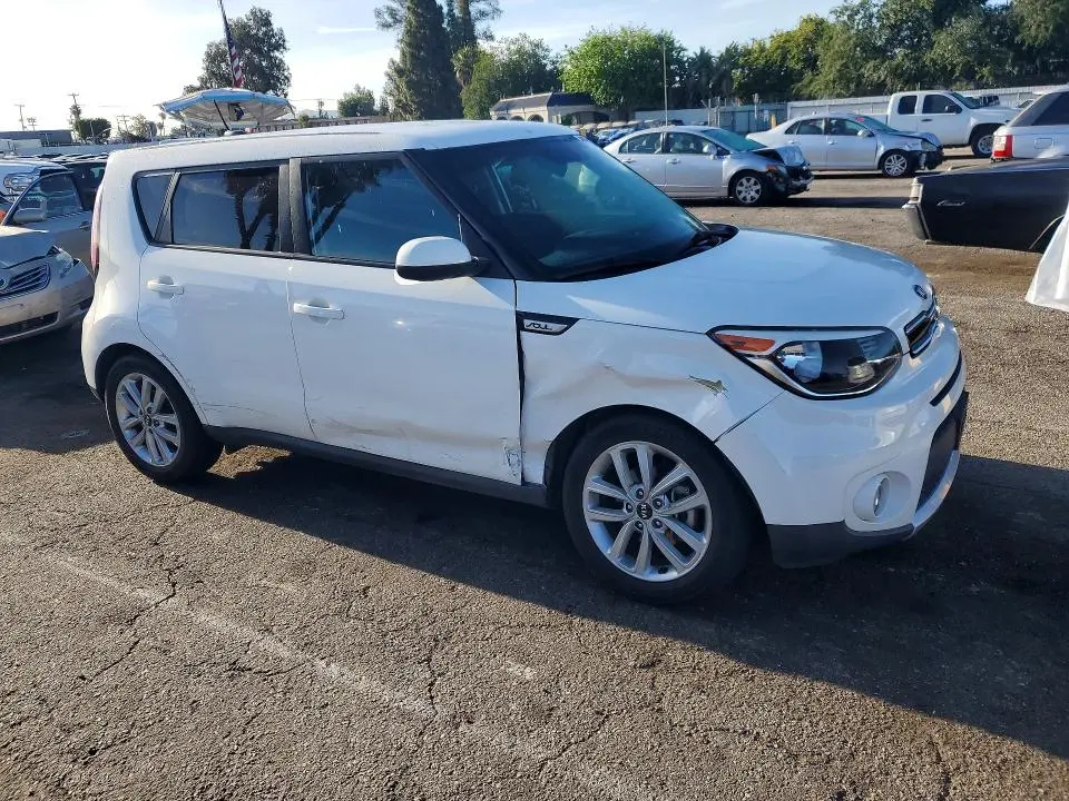 2017 KIA SOUL +  