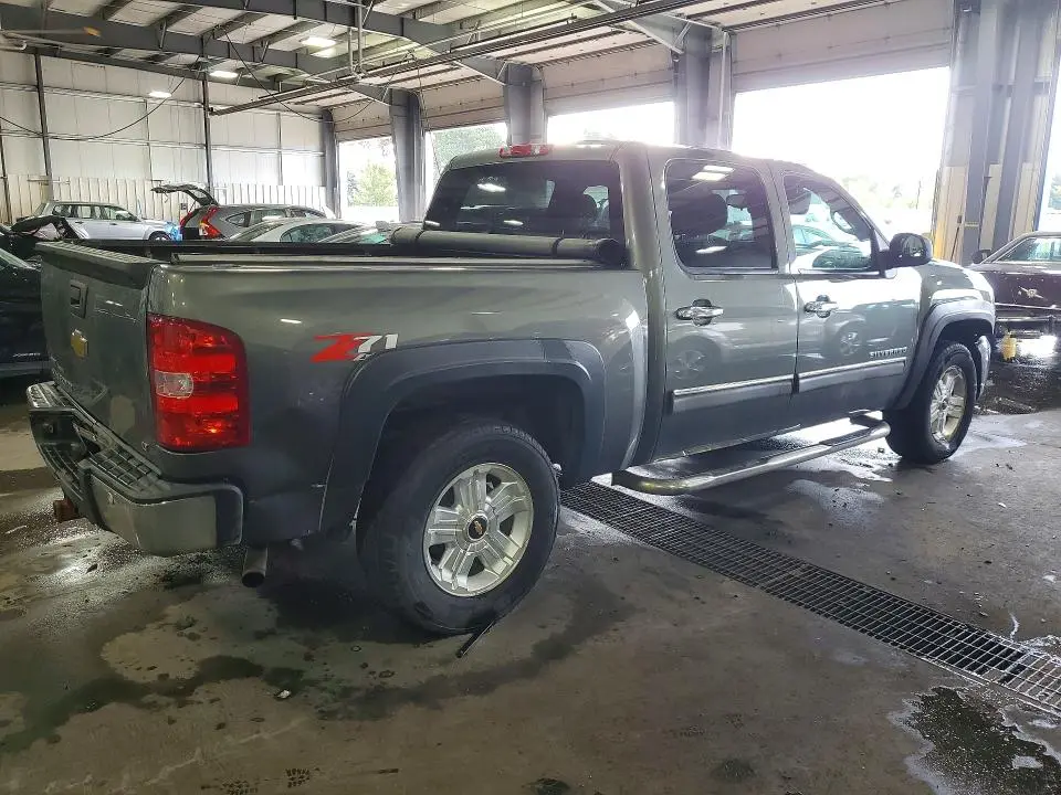 2011 CHEVROLET SILVERADO K1500 LT  