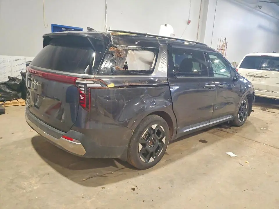 2025 KIA CARNIVAL EX  