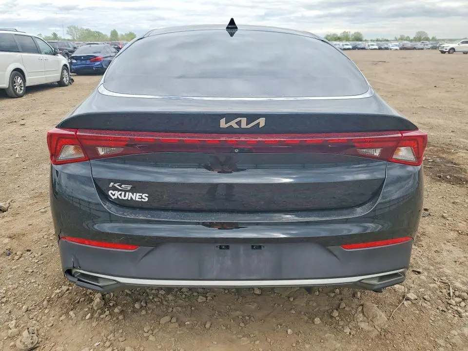 2022 KIA K5 LX  