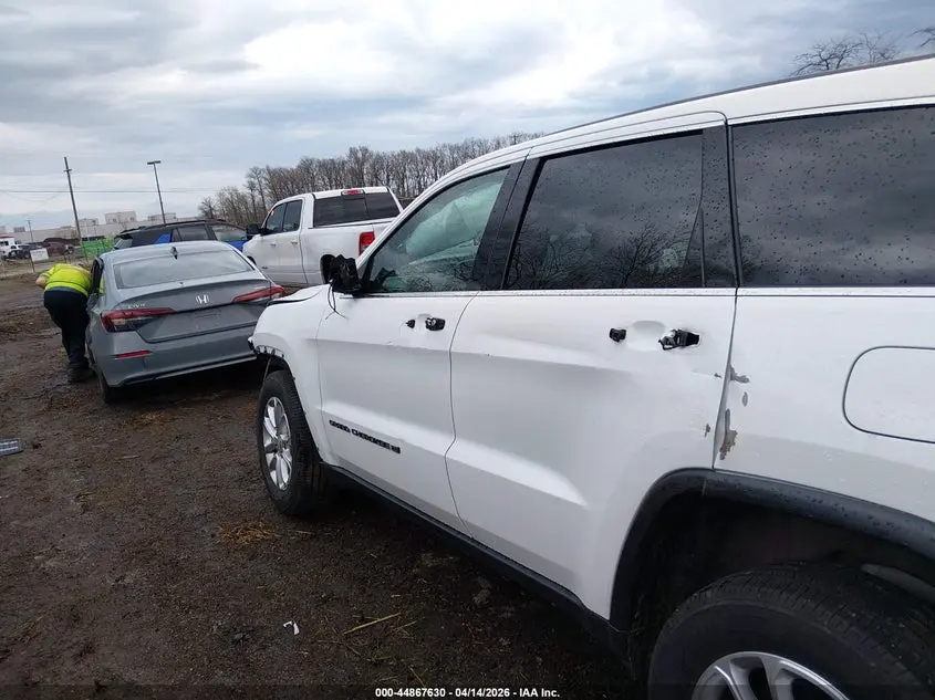 2022 JEEP GRAND CHEROKEE WK LAREDO E 4X4