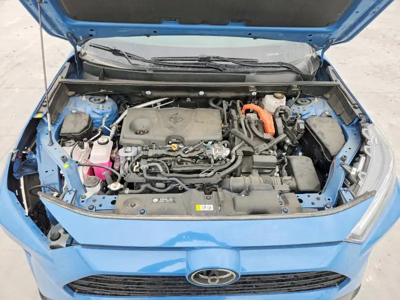 2025 TOYOTA RAV4 XSE  