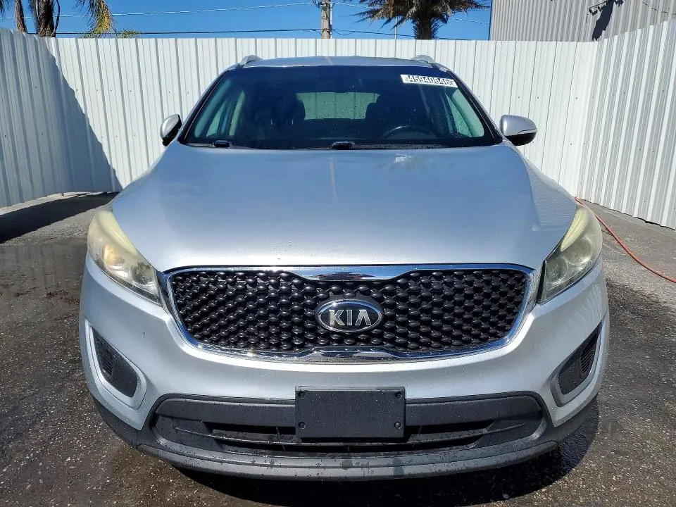 2016 KIA SORENTO LX  