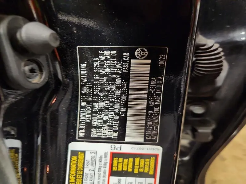 2017 TOYOTA CAMRY LE  