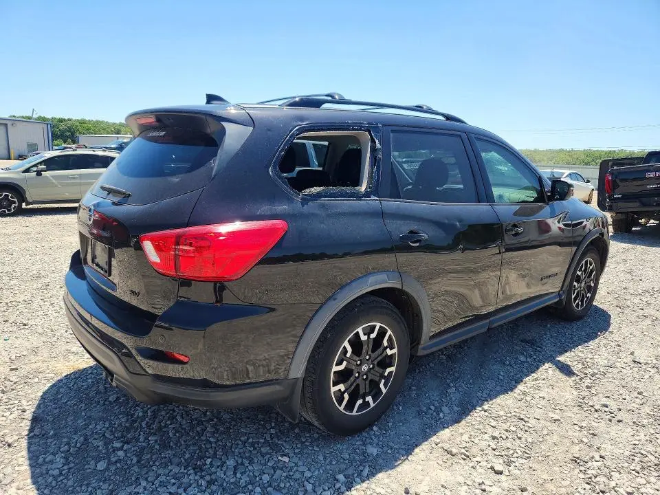 2020 NISSAN PATHFINDER SV  