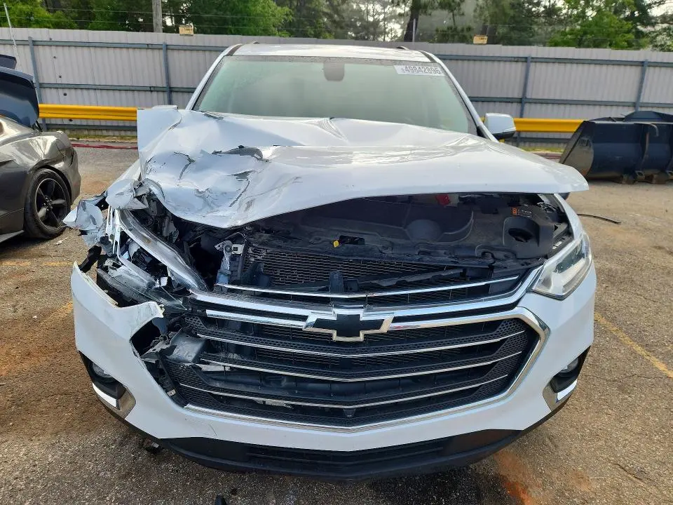 2021 CHEVROLET TRAVERSE LT  