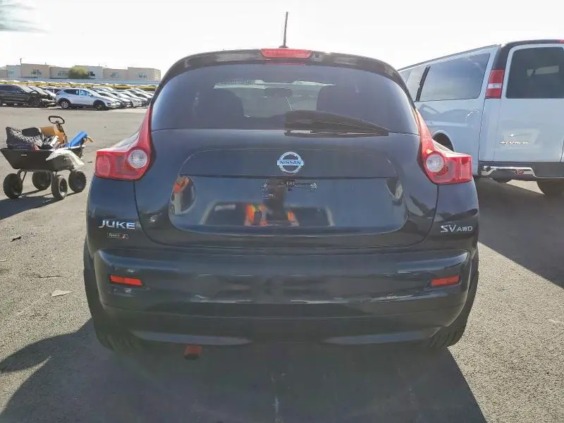 2011 NISSAN JUKE S  