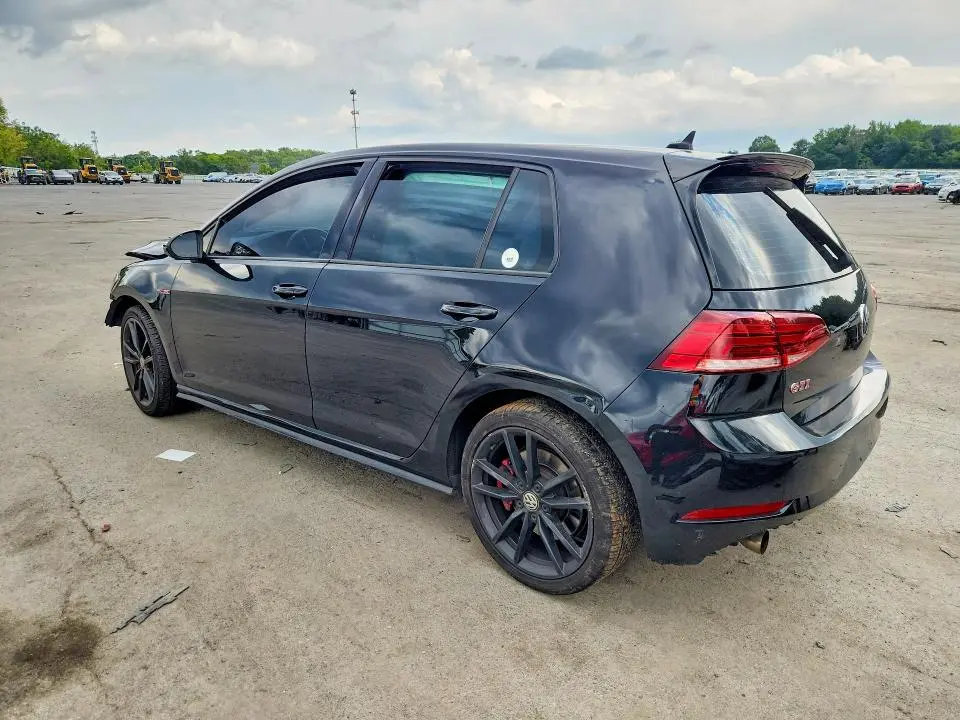 2021 VOLKSWAGEN GTI S  