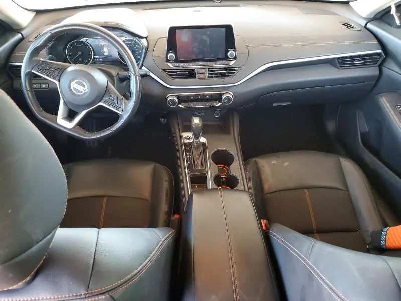 2022 NISSAN ALTIMA SR  