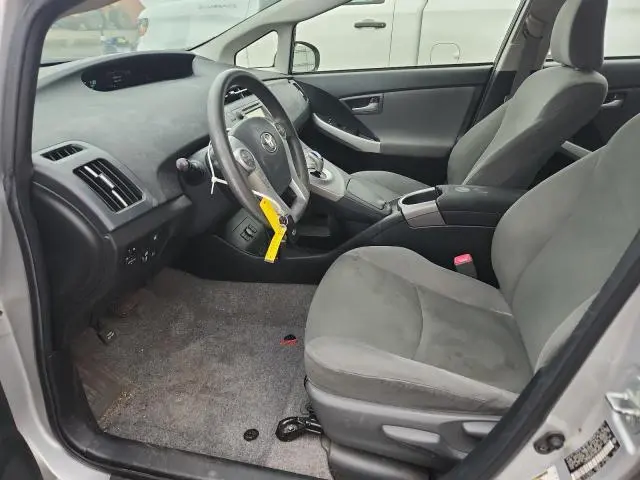 2012 TOYOTA PRIUS PLUG-IN   