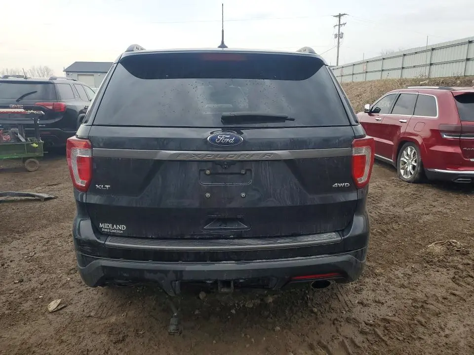 2019 FORD EXPLORER XLT  