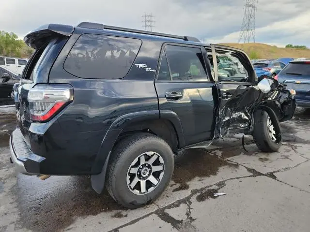 2023 TOYOTA 4RUNNER SE  