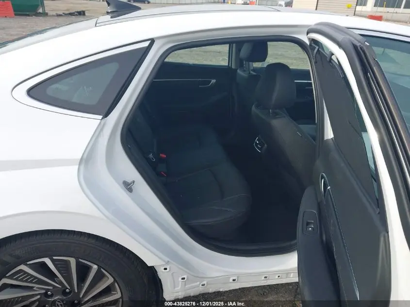 2025 HYUNDAI SONATA HYBRID LIMITED