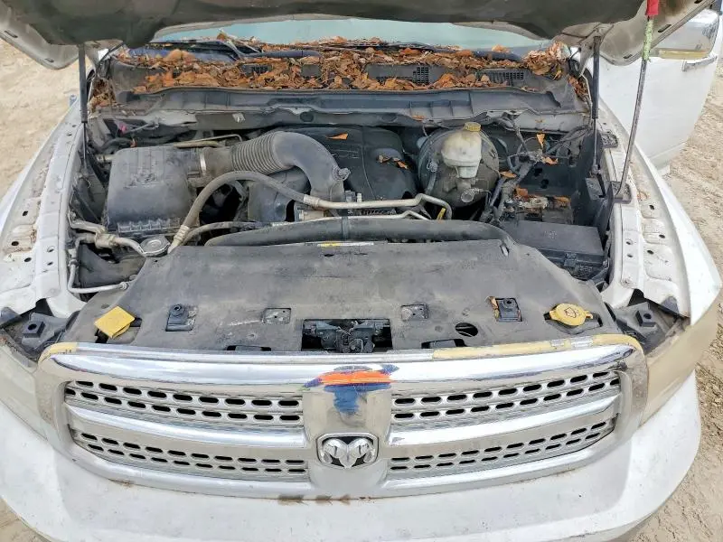 2013 RAM 1500 LARAMIE  